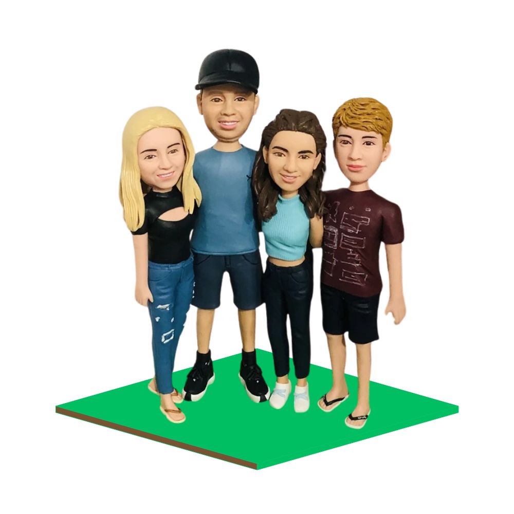 Figurine personnalisée famille de 4