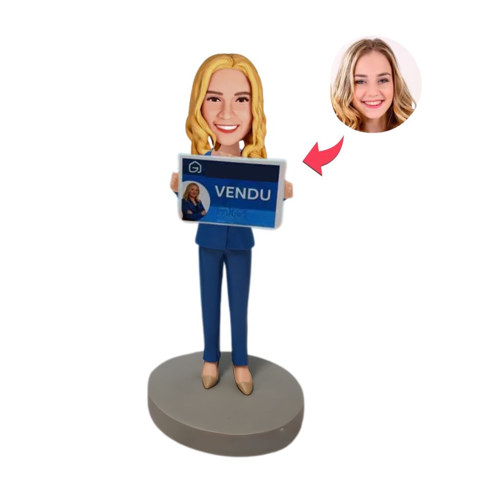Figurine personnalisée agente immobilier